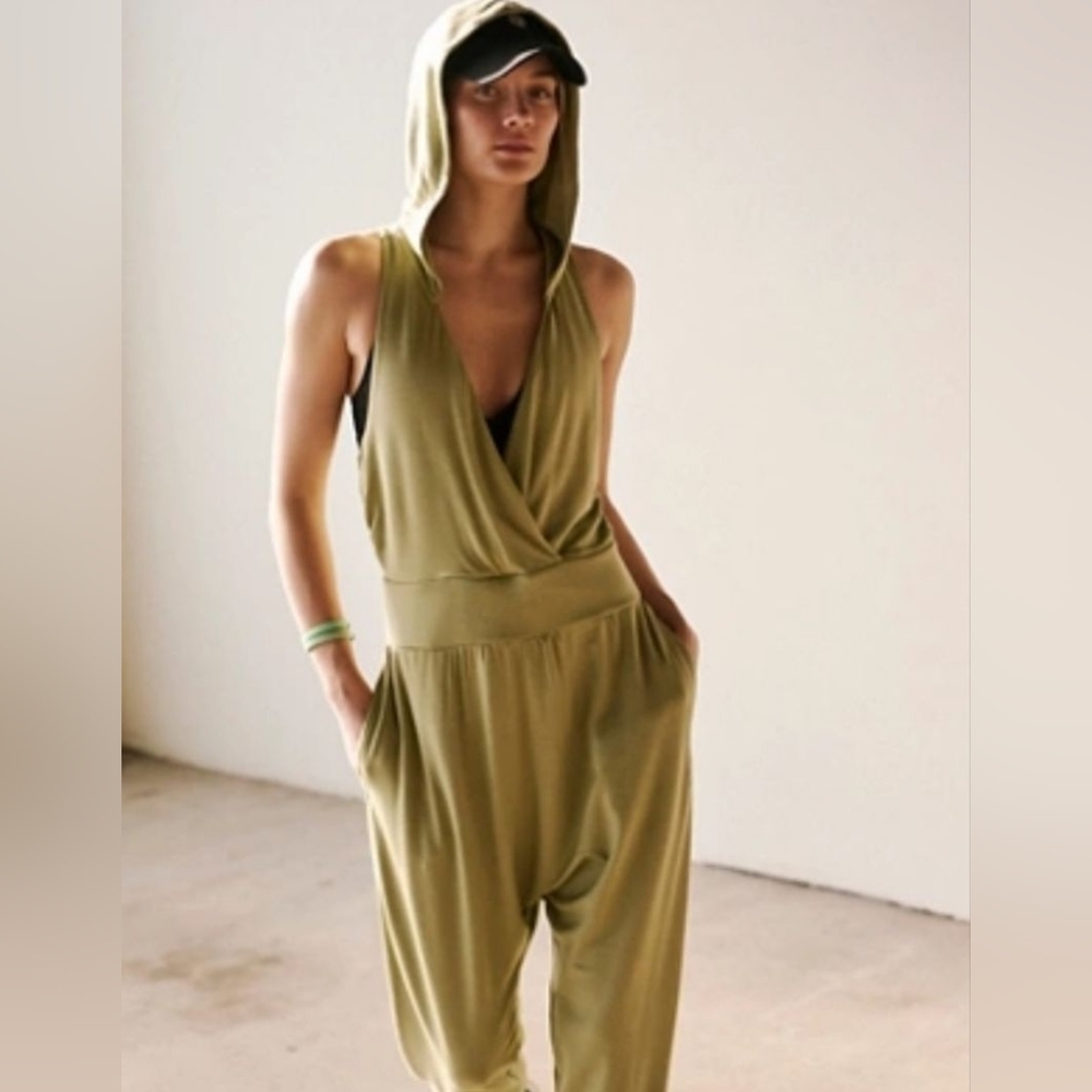 Free People Movement Hooded Second Chance Onesie Jumpsuit Size Medium